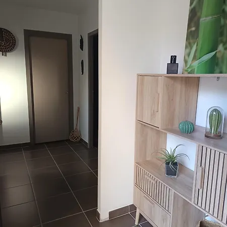 La Petite Du Bed & Breakfast